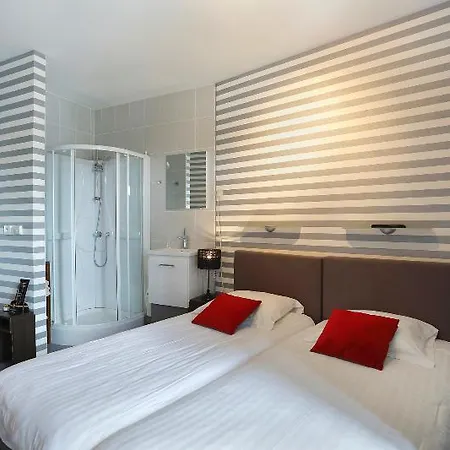 Pierre, The Originals Relais 4*